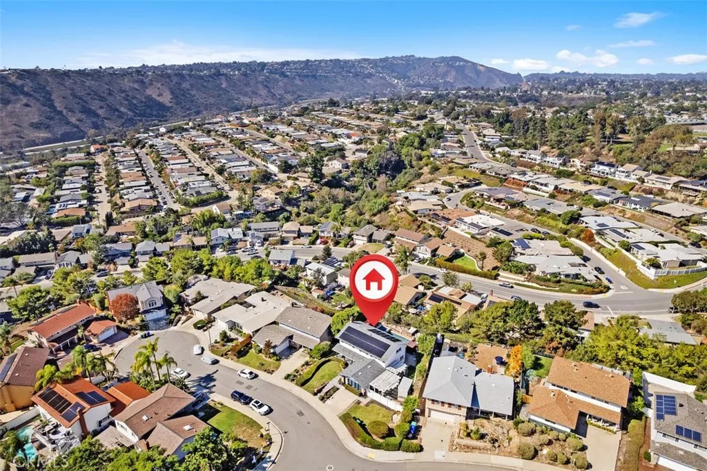 https://cdn.realtyfeed.com/cdn/127/306577471/241e38f80013538f02b01adc1d6980ca.webp