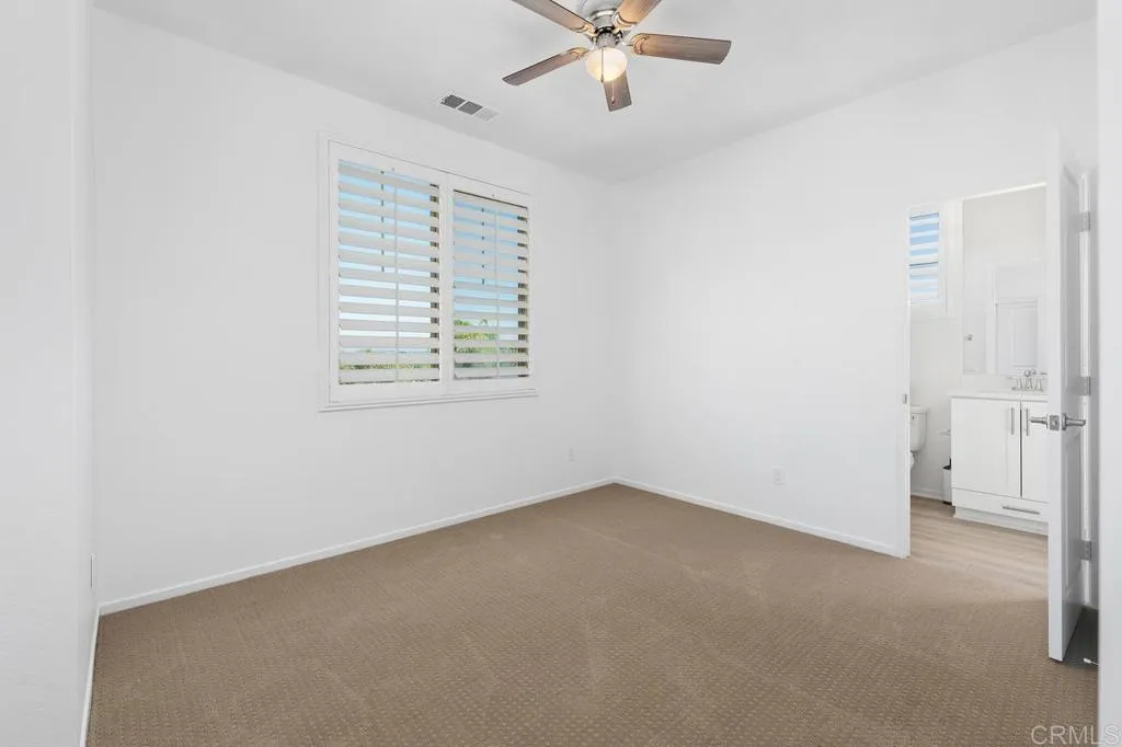 https://cdn.realtyfeed.com/cdn/127/306577490/ce14379a50afb34497b72c1662ae4851.webp
