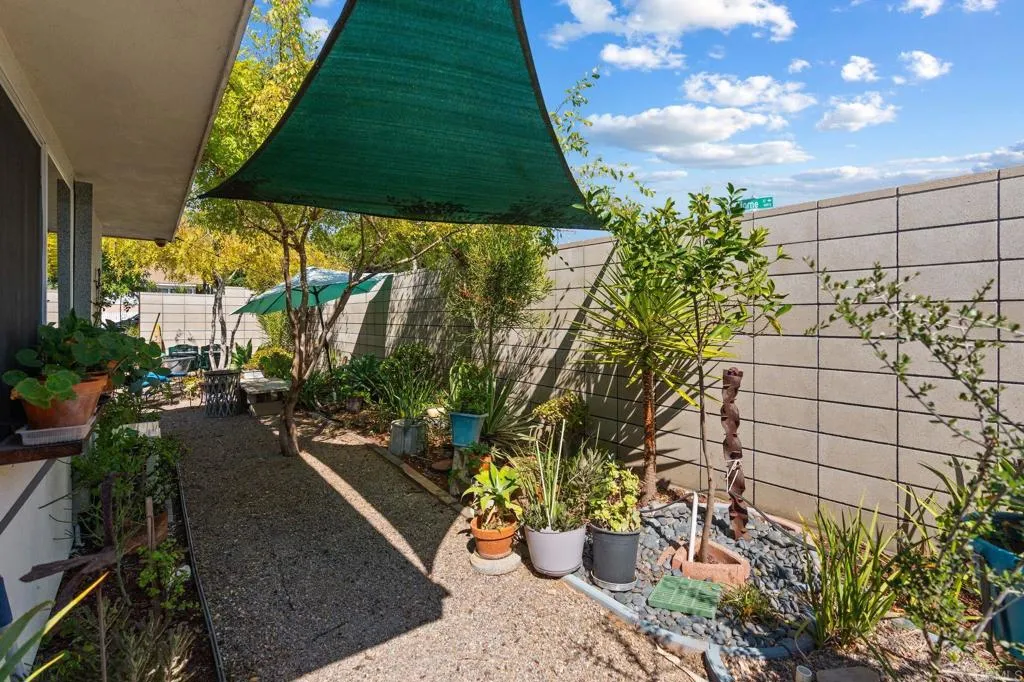 https://cdn.realtyfeed.com/cdn/127/306577559/4be56067f830e634961161de18a25024.webp