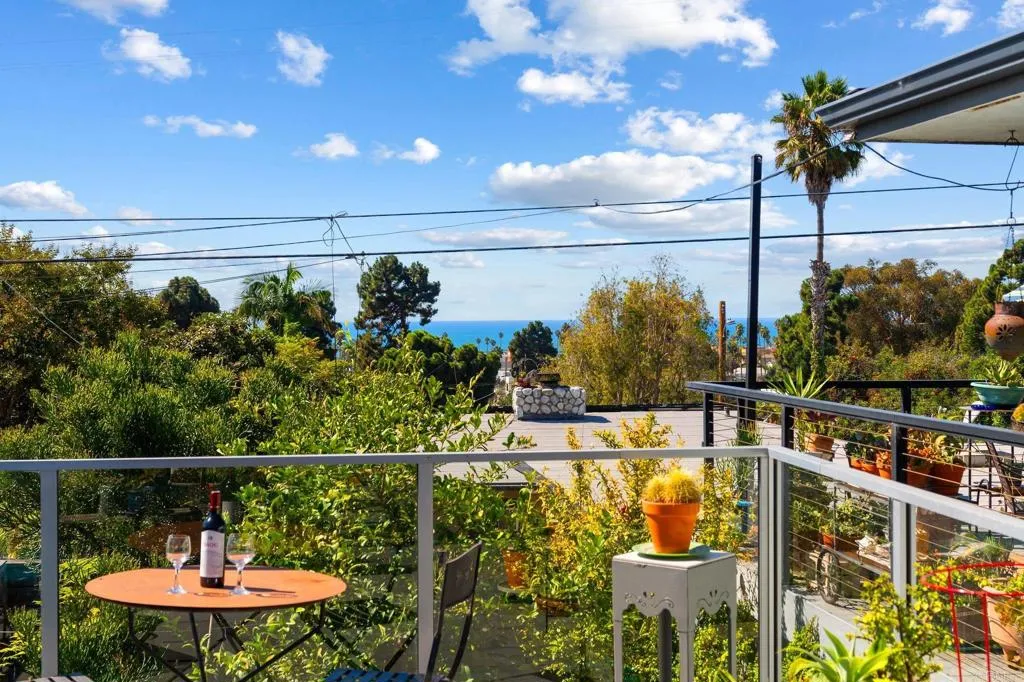 https://cdn.realtyfeed.com/cdn/127/306577559/8c604581ea075988672d48bc66f27a18.webp