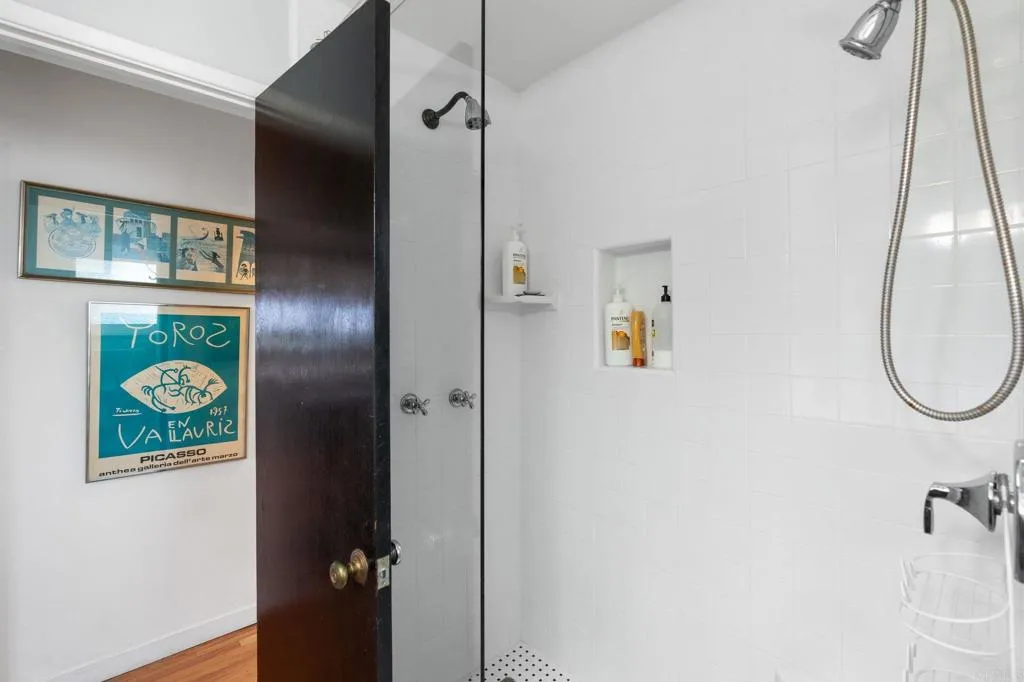 https://cdn.realtyfeed.com/cdn/127/306577559/aefb57539bb8f24f1c6f472c510bd6a0.webp