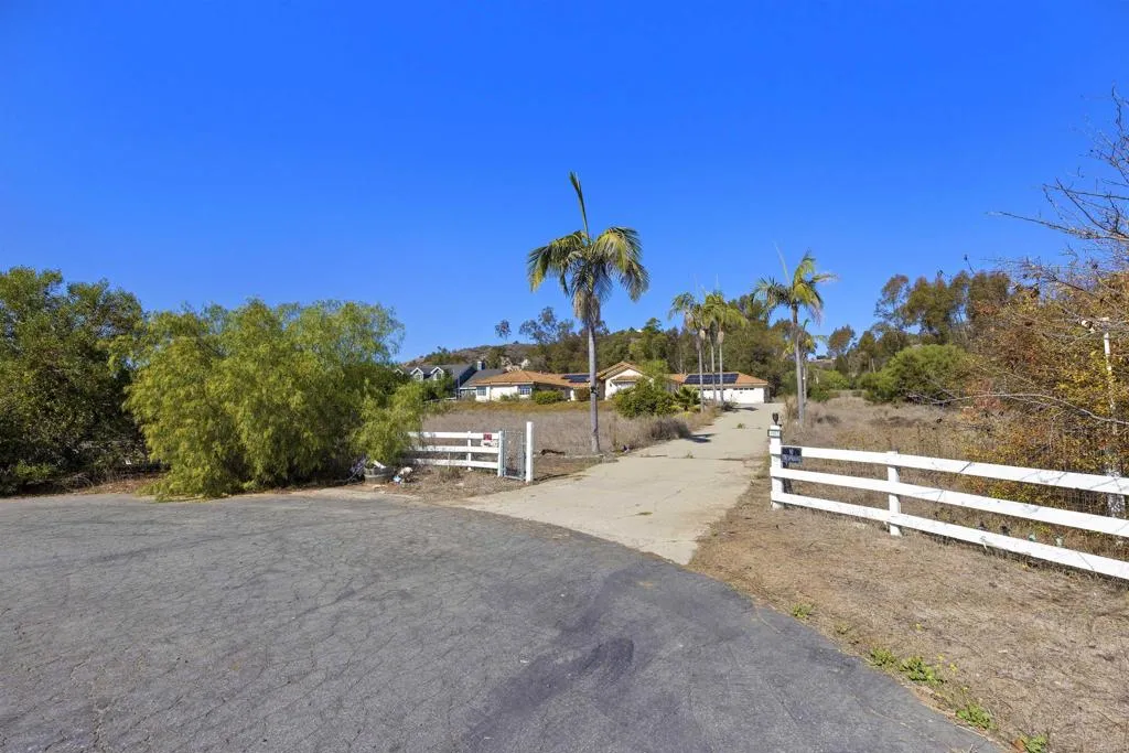 https://cdn.realtyfeed.com/cdn/127/306577578/89aaaaa9d1b1cce1d9862a31bd7f4079.webp