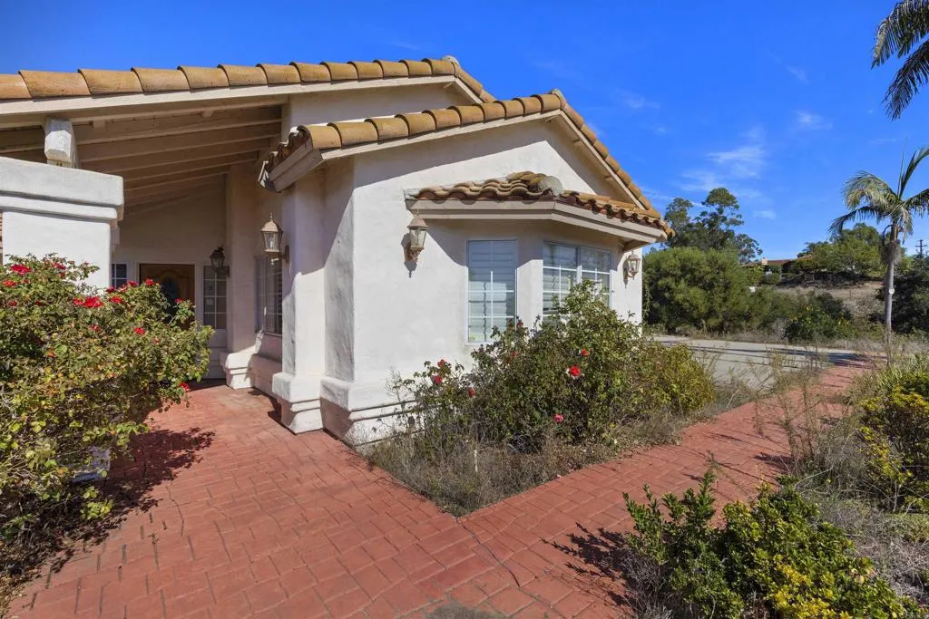 https://cdn.realtyfeed.com/cdn/127/306577578/8b3b9dc2678693d56fa9c64443ea75a8.webp