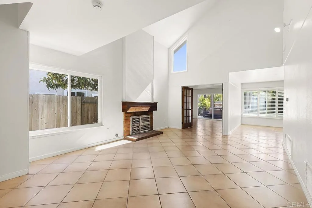 https://cdn.realtyfeed.com/cdn/127/306577580/9964759346c3a72994c2d1e4ca91bcfc.webp