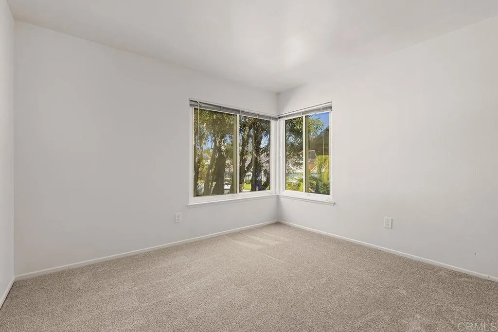 https://cdn.realtyfeed.com/cdn/127/306577580/b7812e94e9b1e9e184806338403e6c76.webp