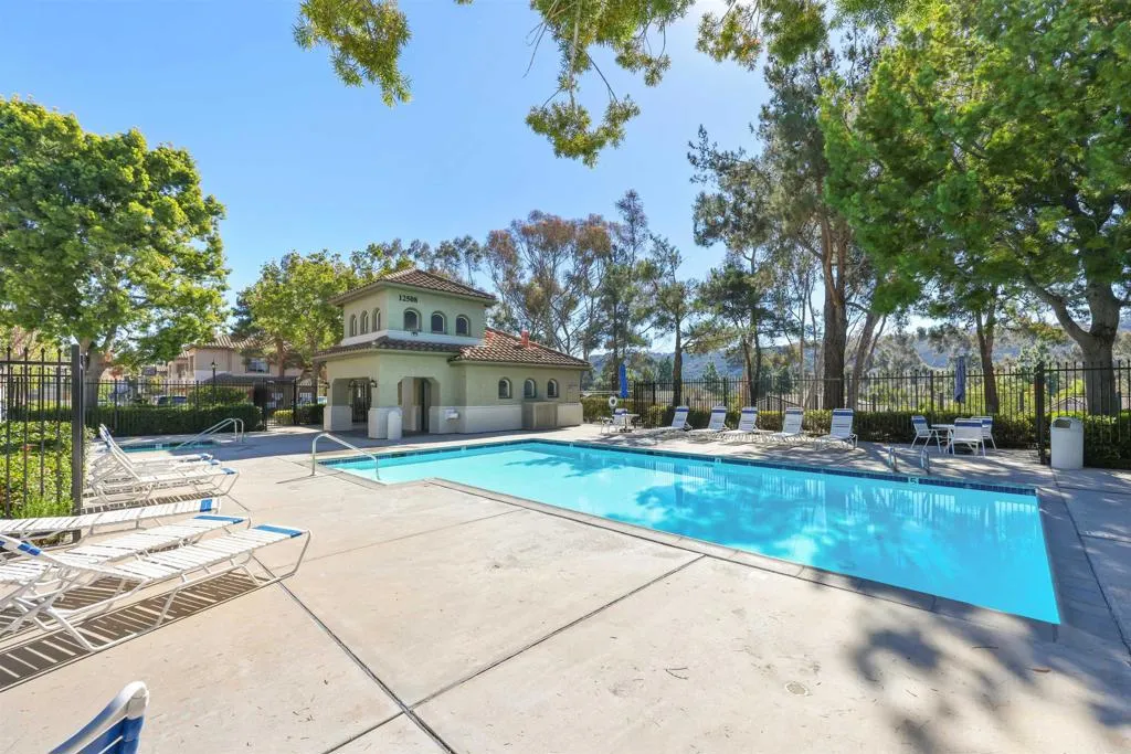 Photo #23: NDP2510386 Listing: Photo #23