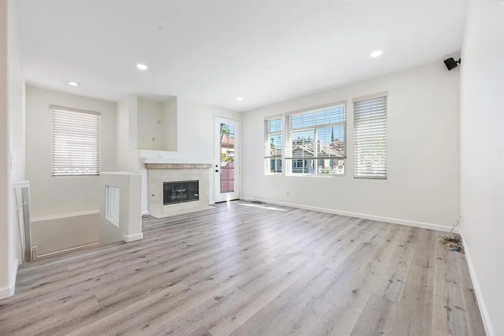 Photo #6: NDP2510386 Listing: Photo #6