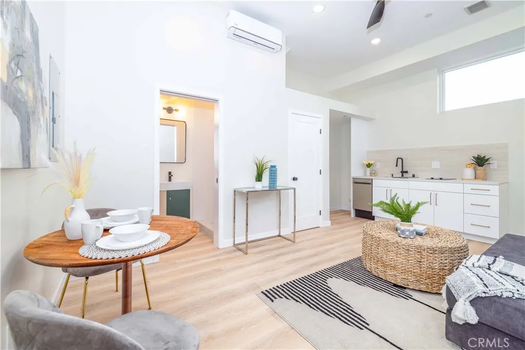 Photo #32: DW25248851 Listing: Photo #32