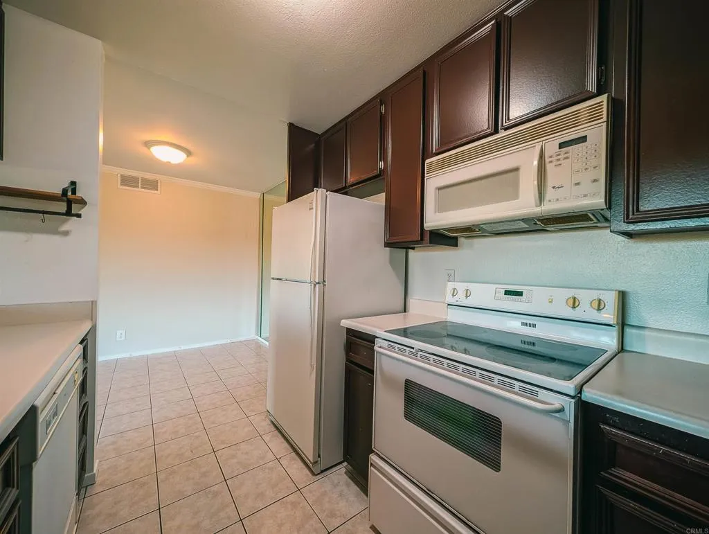 Photo #12: PTP2508181 Listing: Photo #12