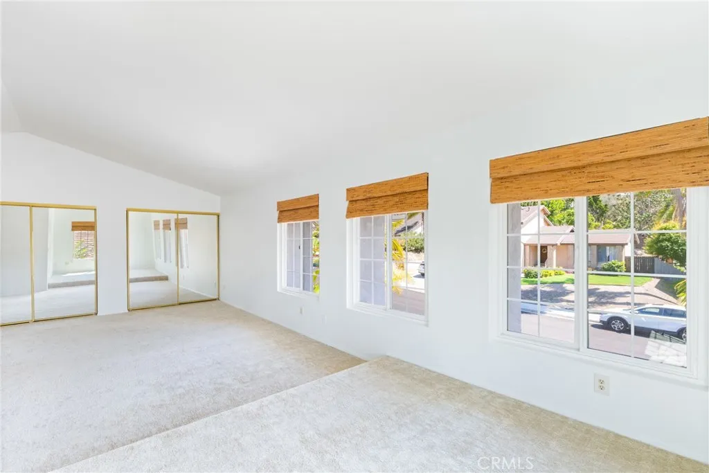 https://cdn.realtyfeed.com/cdn/127/306577897/9f7e09db1b7db83195413976aebbb003.webp