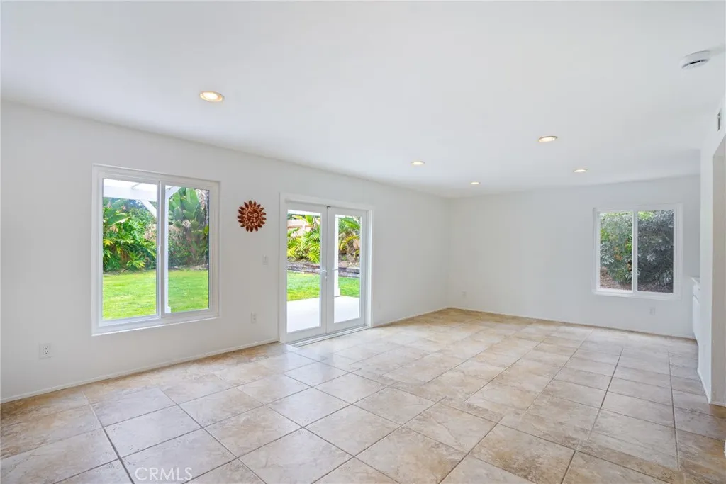 https://cdn.realtyfeed.com/cdn/127/306577897/fbc7dba60cffb3b1d869575e274fc6d6.webp