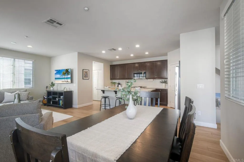 Photo #9: NDP2510394 Listing: Photo #9