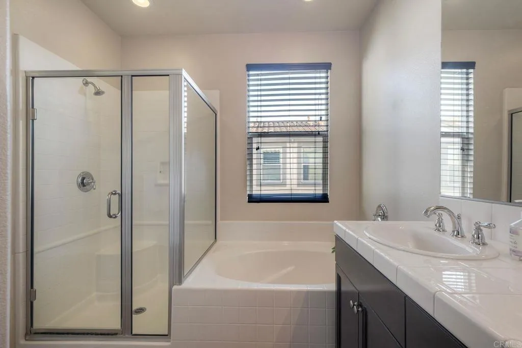 Photo #17: NDP2510394 Listing: Photo #17