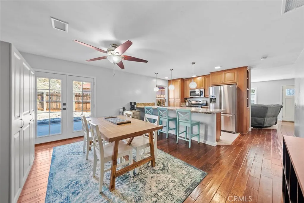 https://cdn.realtyfeed.com/cdn/127/306578016/85e98c67a92a50c42ff954891a2044c4.webp