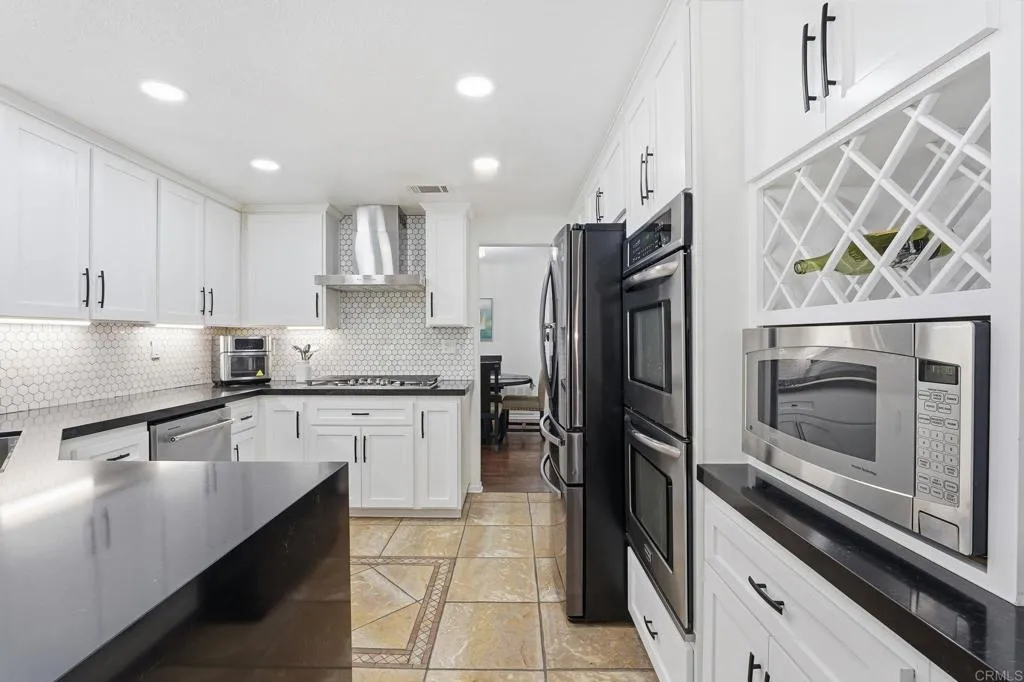 Photo #13: PTP2508195 Listing: Photo #13