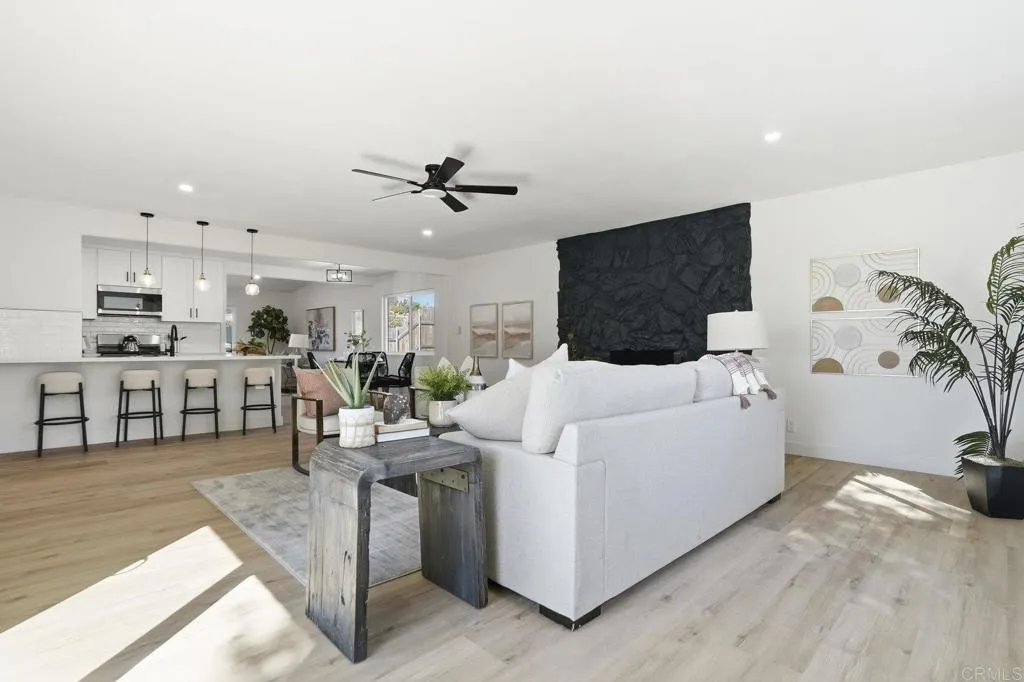 https://cdn.realtyfeed.com/cdn/127/306578027/0e779b639f2536c4488f889c364353e5.webp