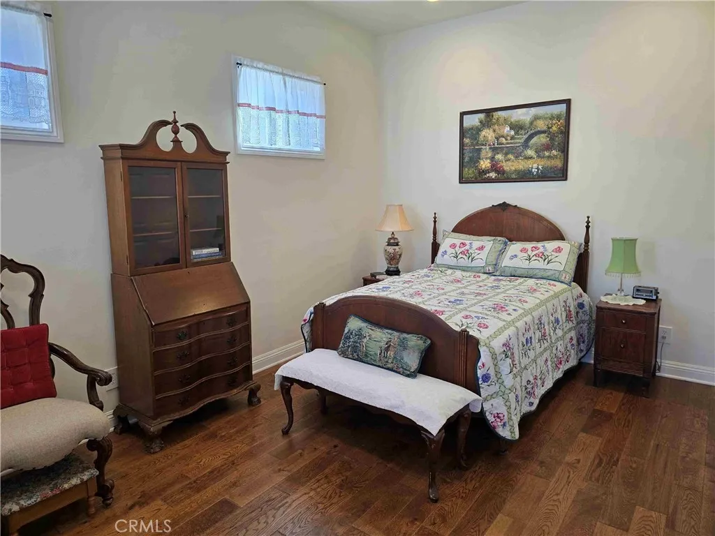 Long Beach, CA 90807