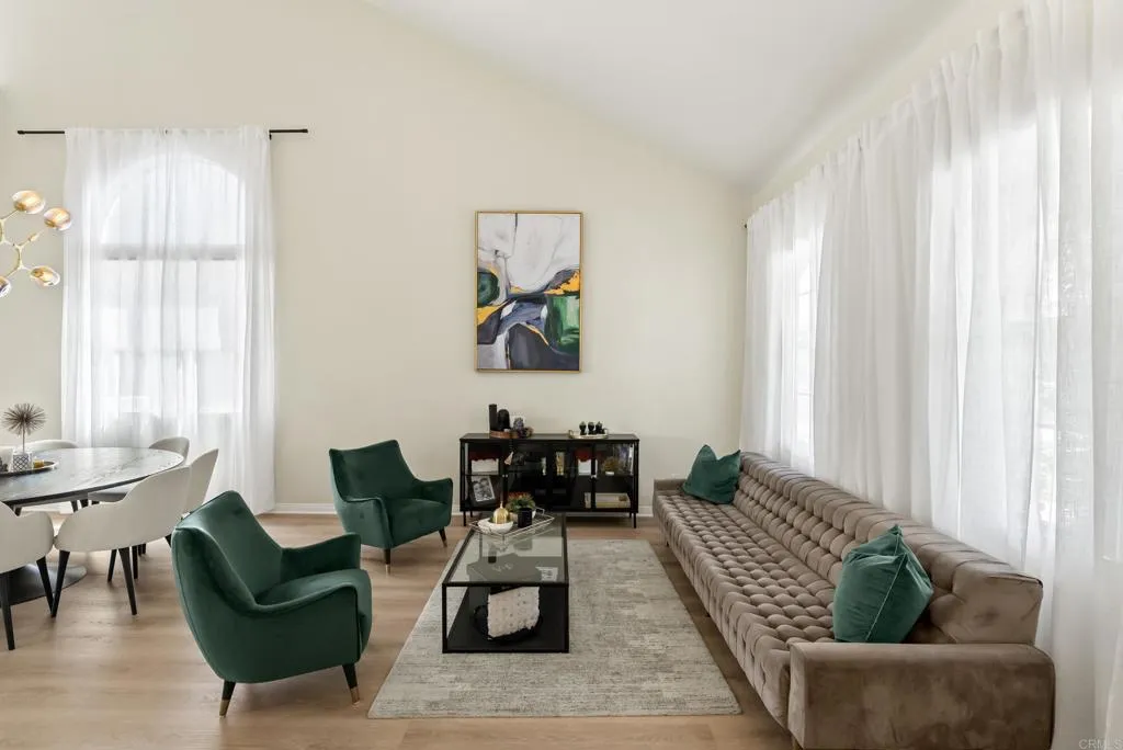 https://cdn.realtyfeed.com/cdn/127/306578121/22d05daffd2d5de08a4a0b66b12f1449.webp