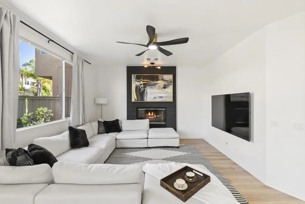 https://cdn.realtyfeed.com/cdn/127/306578121/542268d87de018a78f7ddb7837a49e92.webp