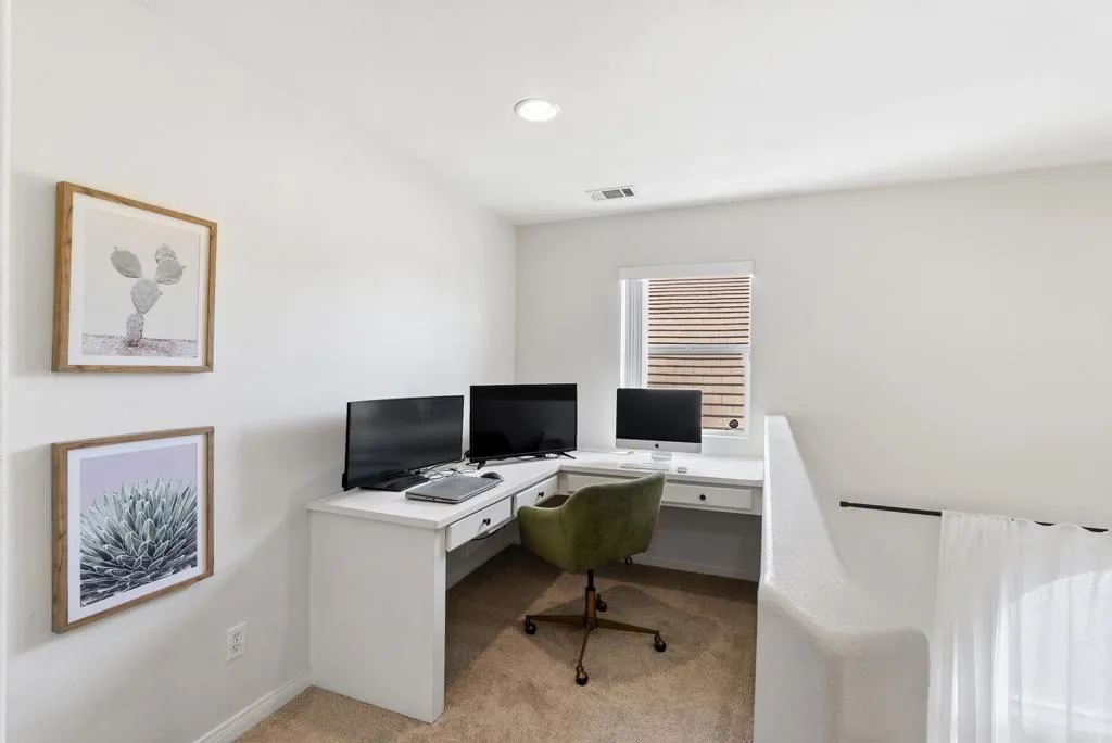 https://cdn.realtyfeed.com/cdn/127/306578121/e43a1c789639c4cafba4b85f2aad2c62.webp