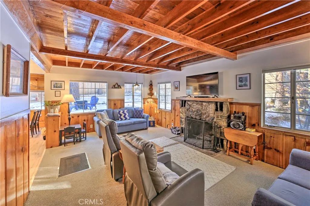 Wrightwood, CA 92397