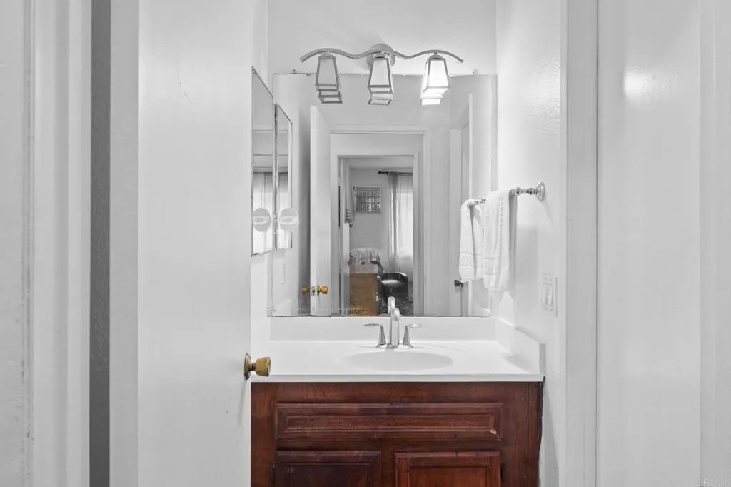 https://cdn.realtyfeed.com/cdn/127/306578137/b333b20e9c0ca38be1948b7f0b8b4608.webp