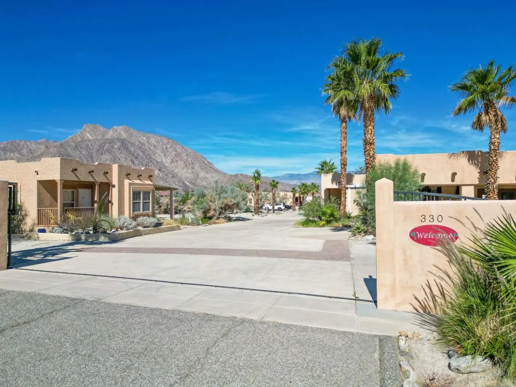 https://cdn.realtyfeed.com/cdn/127/306578212/e7492252185d3d6ab60a79c87975208a.webp