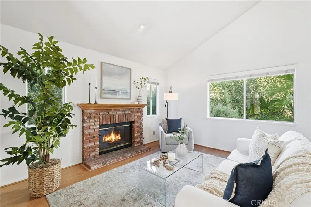 Redondo Beach, CA 90278