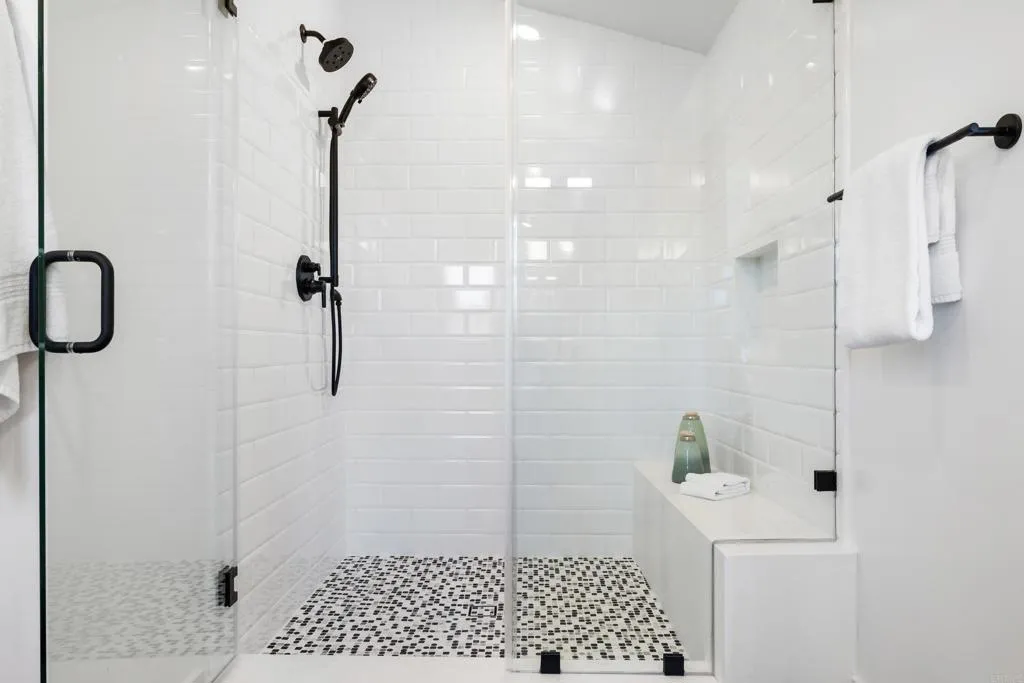 https://cdn.realtyfeed.com/cdn/127/306578265/690ab348327f3468567c2c268b1ccb0d.webp