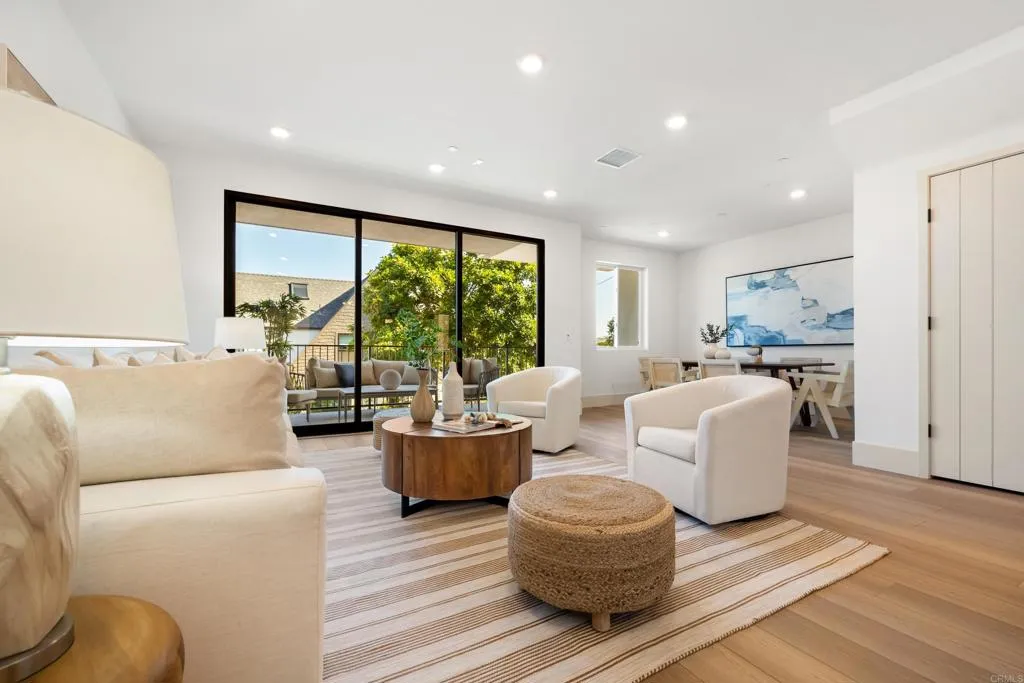 https://cdn.realtyfeed.com/cdn/127/306578265/8e308b3481b82182417110ee8260b032.webp