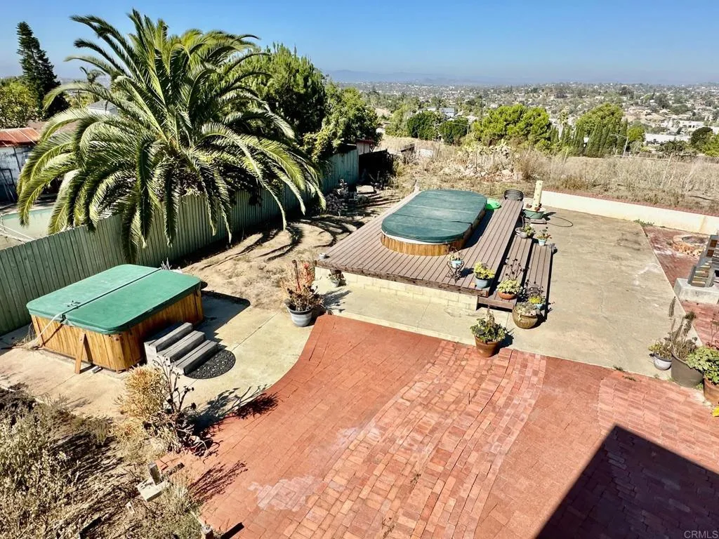 https://cdn.realtyfeed.com/cdn/127/306578270/bc7e000150680918d1439086aefc0b3b.webp