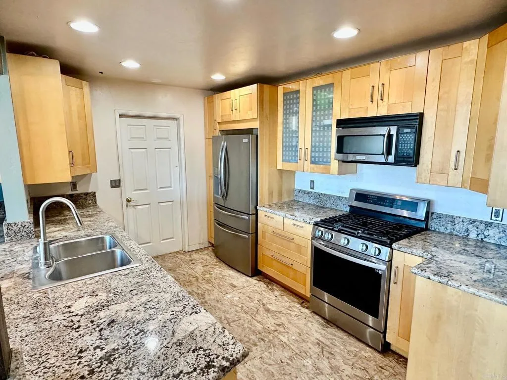 https://cdn.realtyfeed.com/cdn/127/306578270/c01b0d5ab8e6367aa6696b75d8ede943.webp