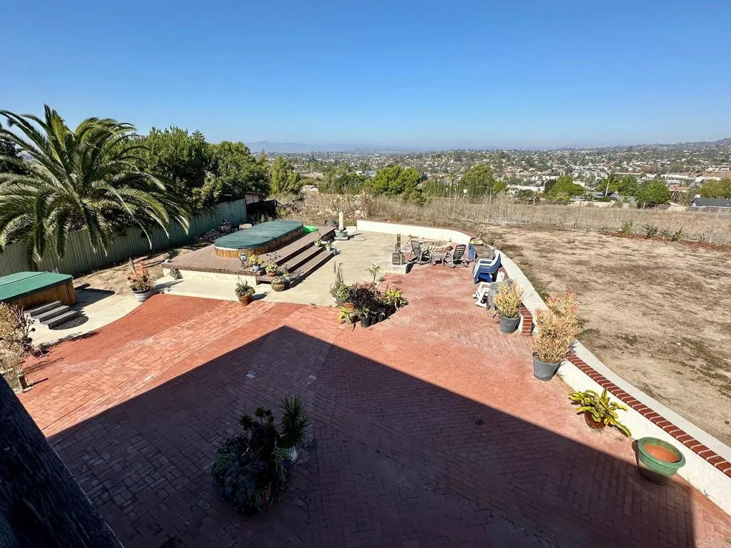 https://cdn.realtyfeed.com/cdn/127/306578270/d804580bf6189c0182391f9d25af52f7.webp