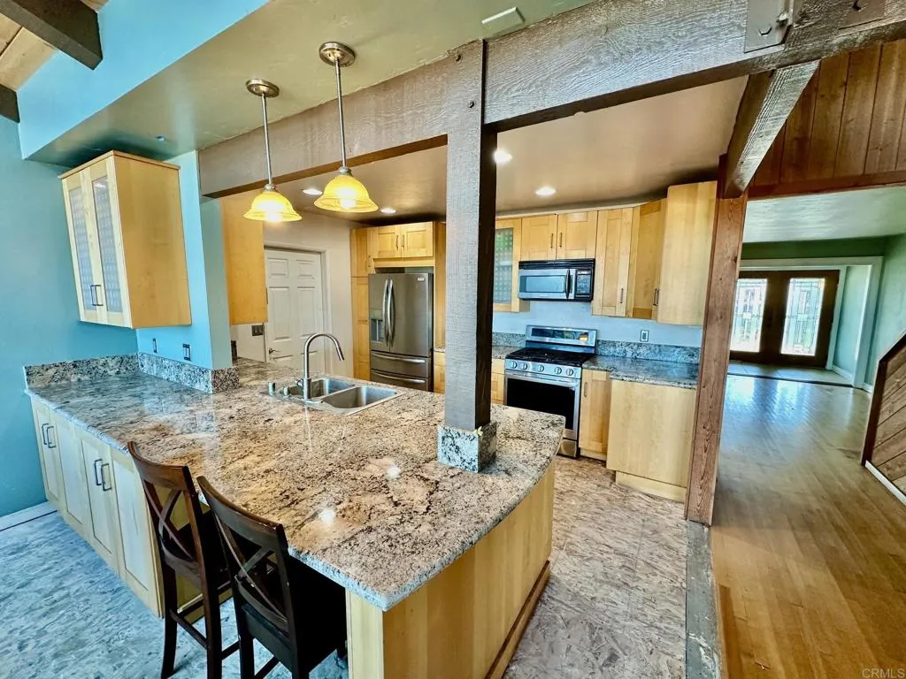 https://cdn.realtyfeed.com/cdn/127/306578270/e95db39e19775ecb2e5f186f43f6fa67.webp