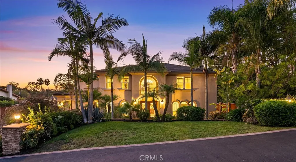 North Tustin, CA 92705