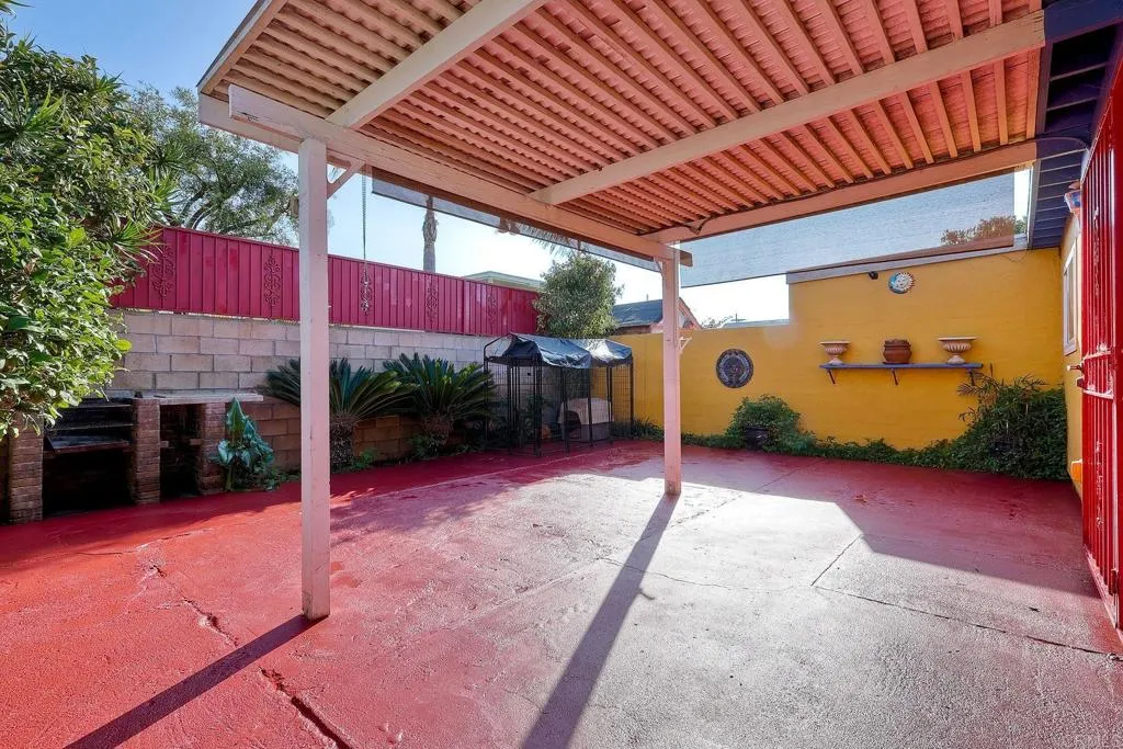 https://cdn.realtyfeed.com/cdn/127/306578328/e3b07651b6e1fb20de19591075b9404b.webp