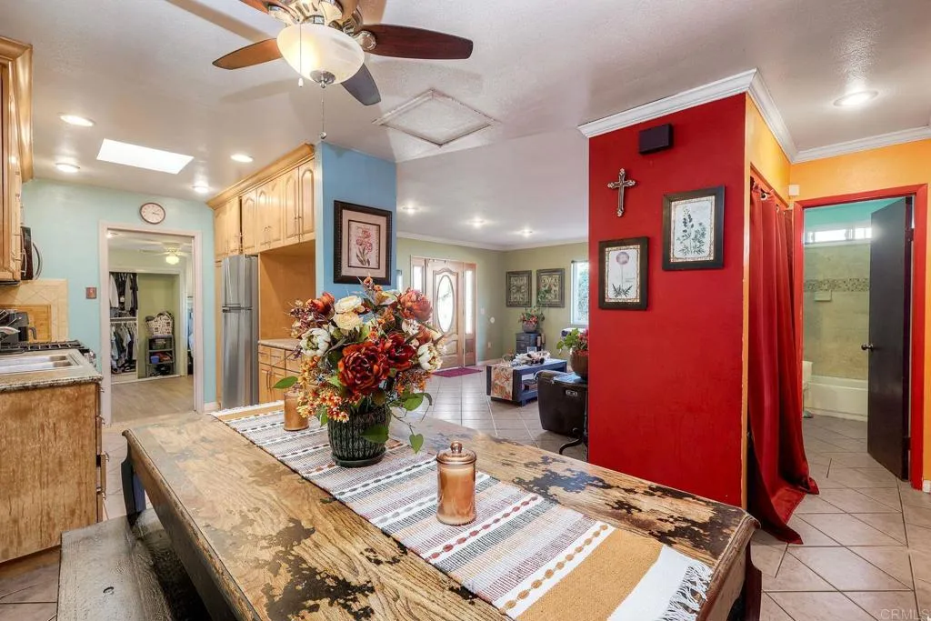 https://cdn.realtyfeed.com/cdn/127/306578328/ed3838e60434561f9e7340950963cbfb.webp