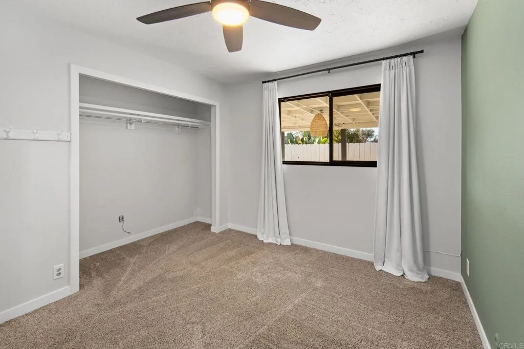 https://cdn.realtyfeed.com/cdn/127/306578329/7cb86749103a4a8d083dd228112d3179.webp