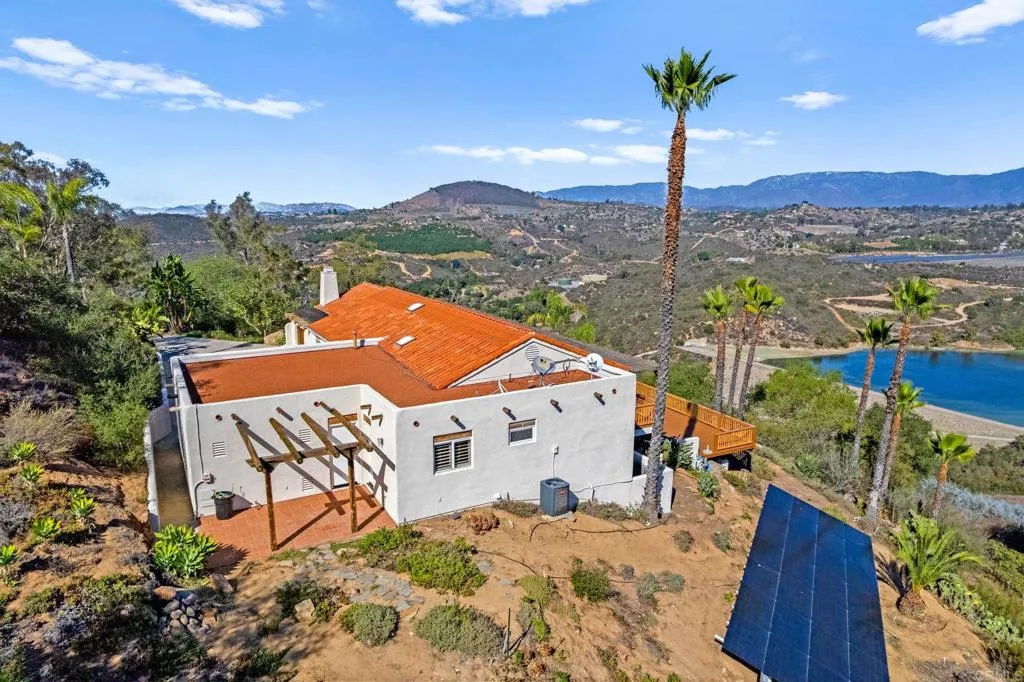 https://cdn.realtyfeed.com/cdn/127/306578330/e5c426e44170110999dd57888f7591ab.webp