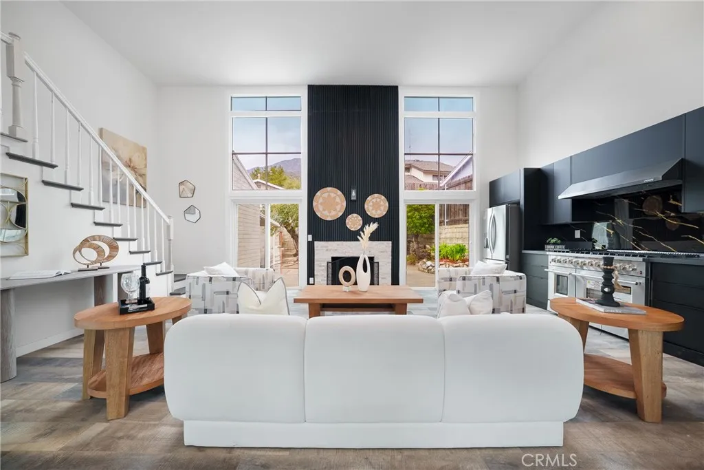 La Crescenta, CA 91214