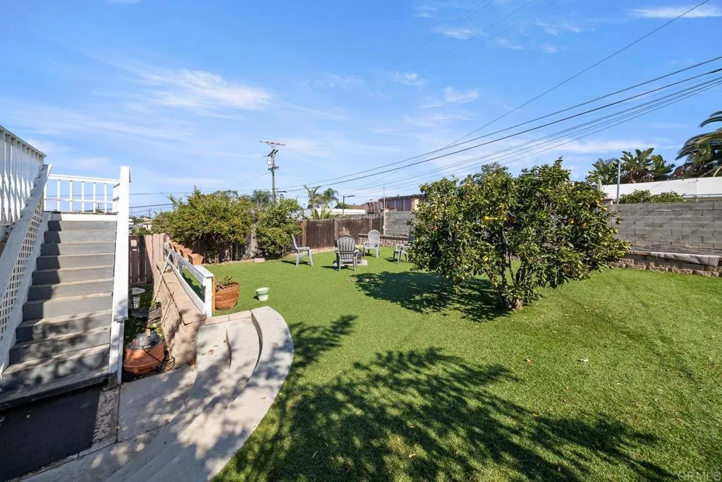 https://cdn.realtyfeed.com/cdn/127/306578387/cf5bb3910f10953a3c90739c1a4ab206.webp
