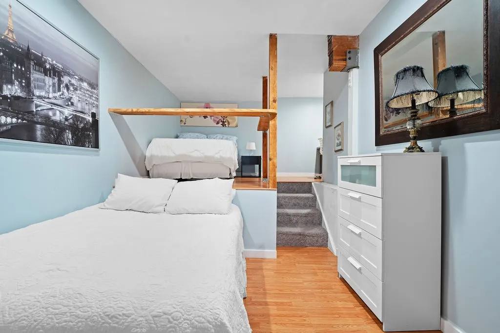https://cdn.realtyfeed.com/cdn/127/306578463/469434bc36802c58f22e972be1353c7b.webp