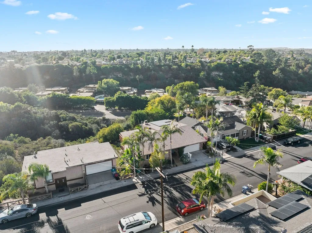 https://cdn.realtyfeed.com/cdn/127/306578463/dab922a1566813076603f9e9512d452d.webp