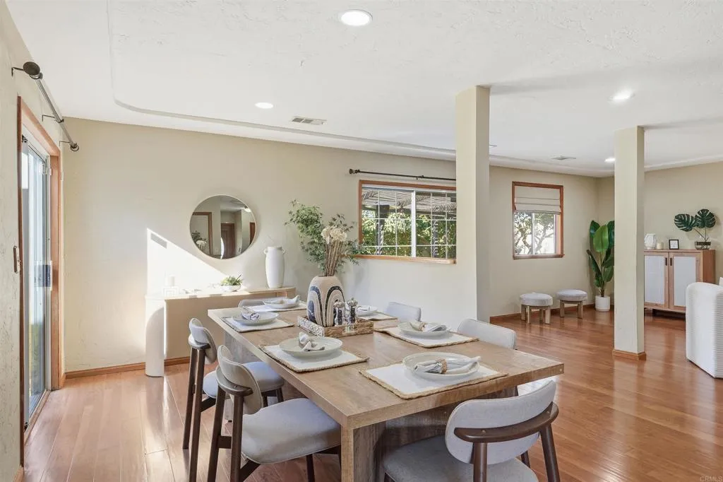 https://cdn.realtyfeed.com/cdn/127/306578464/56d5b81c10776b39ca7cf5986a662ad3.webp