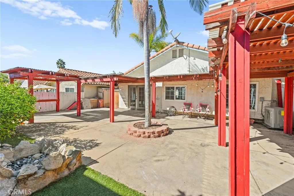 https://cdn.realtyfeed.com/cdn/127/306578513/fd6b0695966286391b150138ed638efa.webp