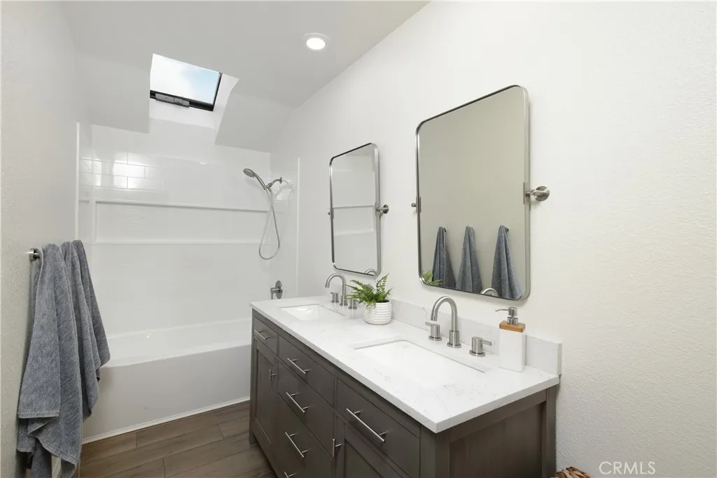 https://cdn.realtyfeed.com/cdn/127/306578571/a59491e97f5cf276ab27ce5017b0c92b.webp