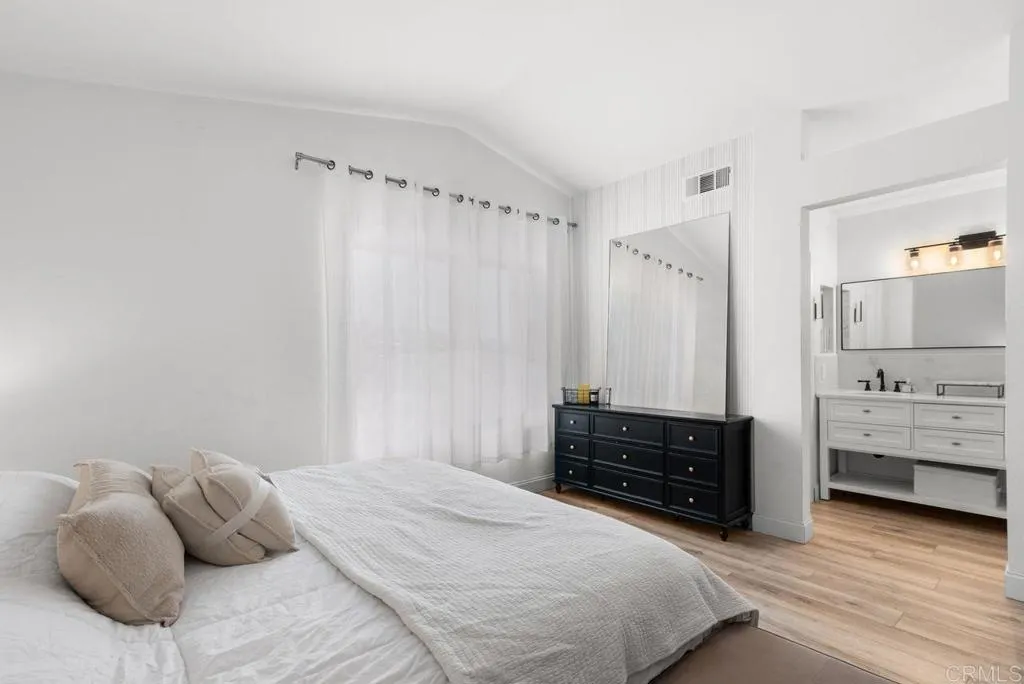 https://cdn.realtyfeed.com/cdn/127/306578624/aad6f6856e42ca594ff84fc395cf9390.webp