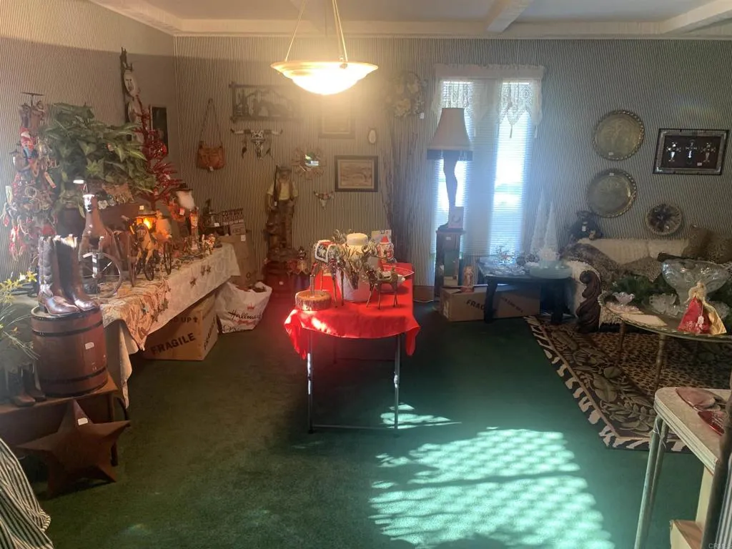 https://cdn.realtyfeed.com/cdn/127/306578649/811840b0bf2d17f57e84c0329ba9057e.webp