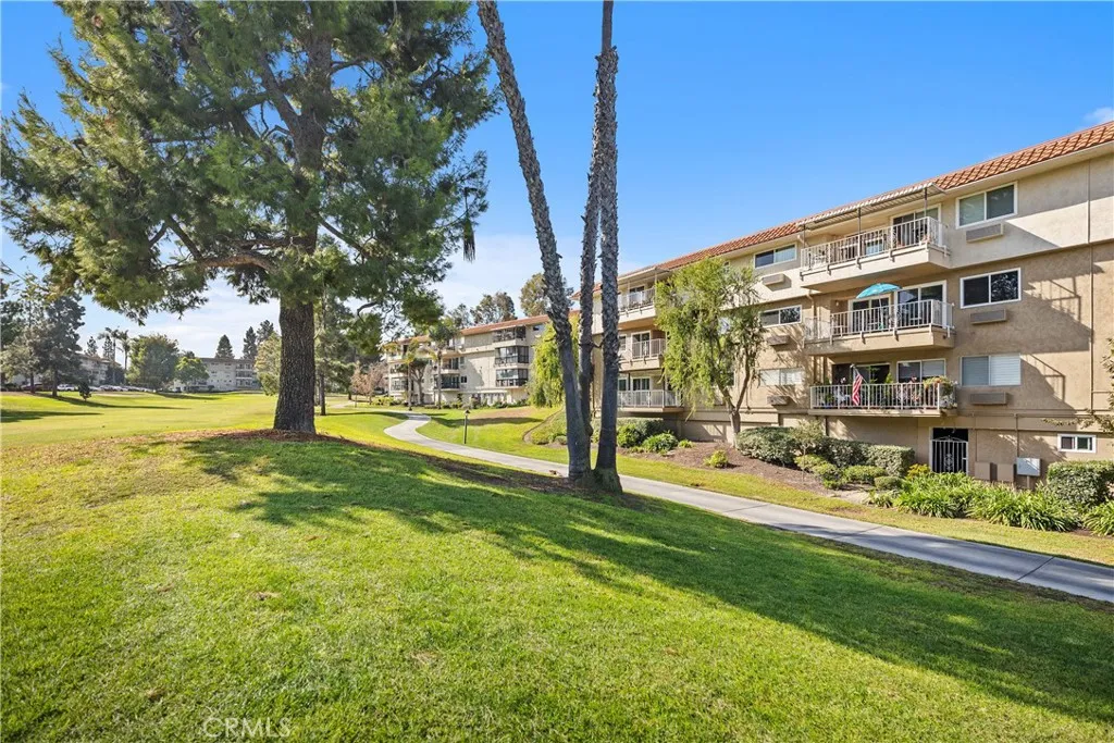 Laguna Woods, CA 92637