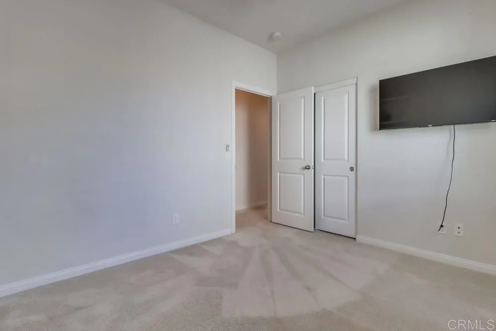 https://cdn.realtyfeed.com/cdn/127/306578663/93afbae319c1624b9bb36f019779dfe0.webp